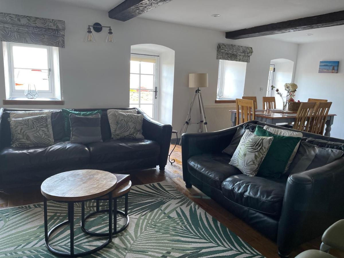 סוואנסי Cilhendre Holiday Cottages - The Dairy מראה חיצוני תמונה